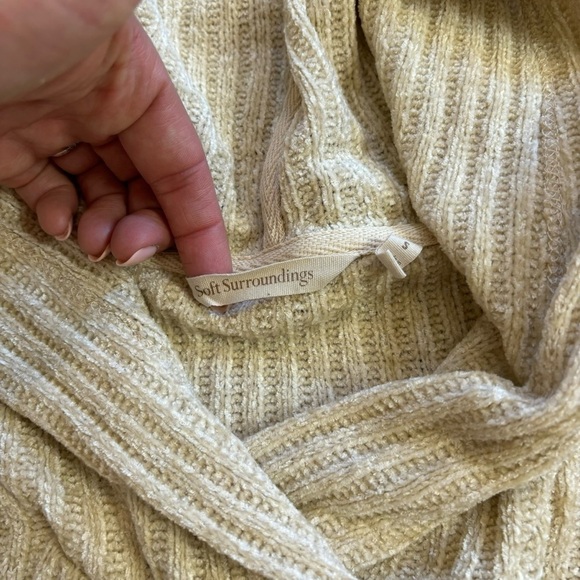 Soft Surroundings Asymptomatic Button Hooded Sweater Cream Color Women’s Small - Picture 7 of 11